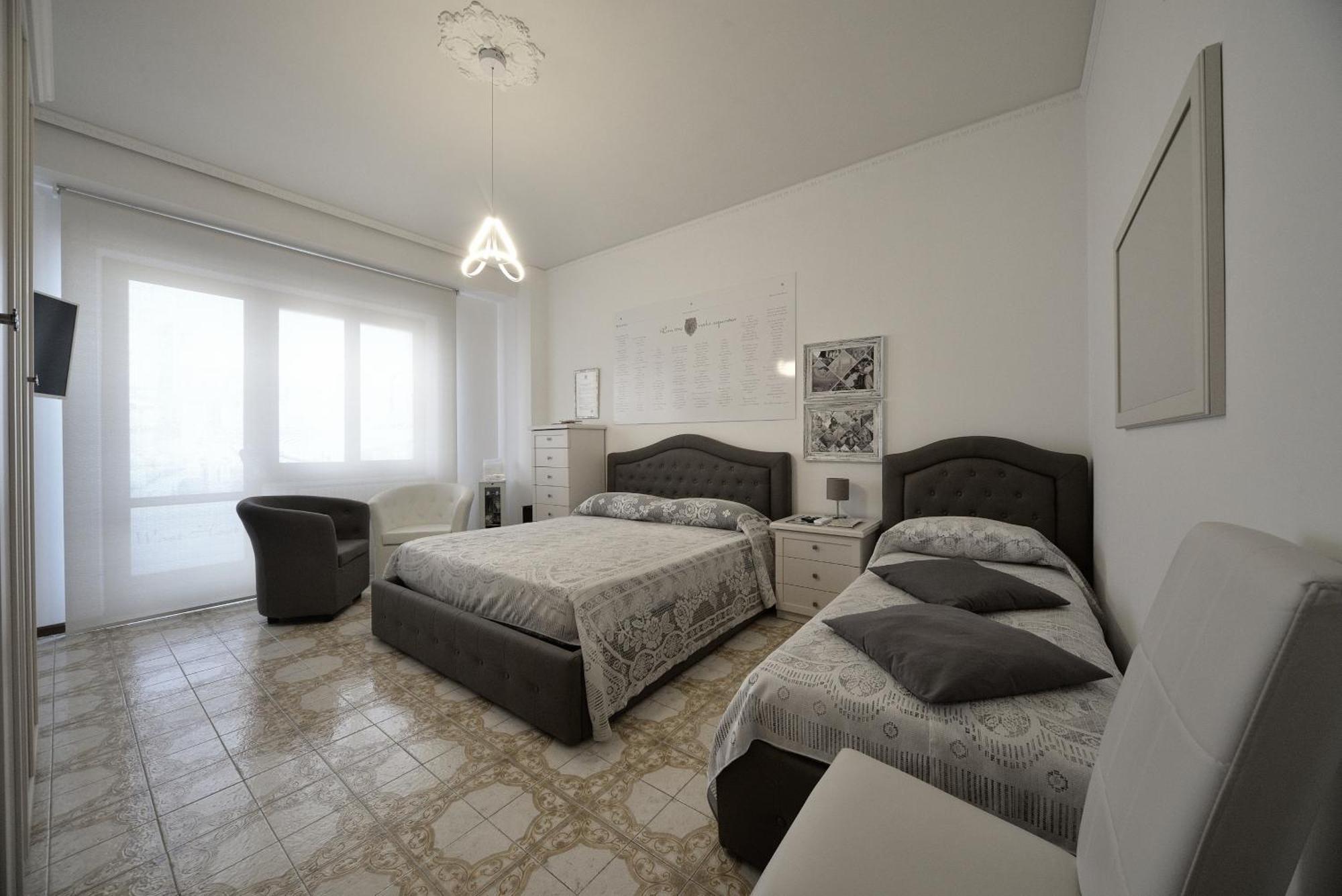 Bed and Breakfast Wast-Host By Michelangelo Vasto Camera foto