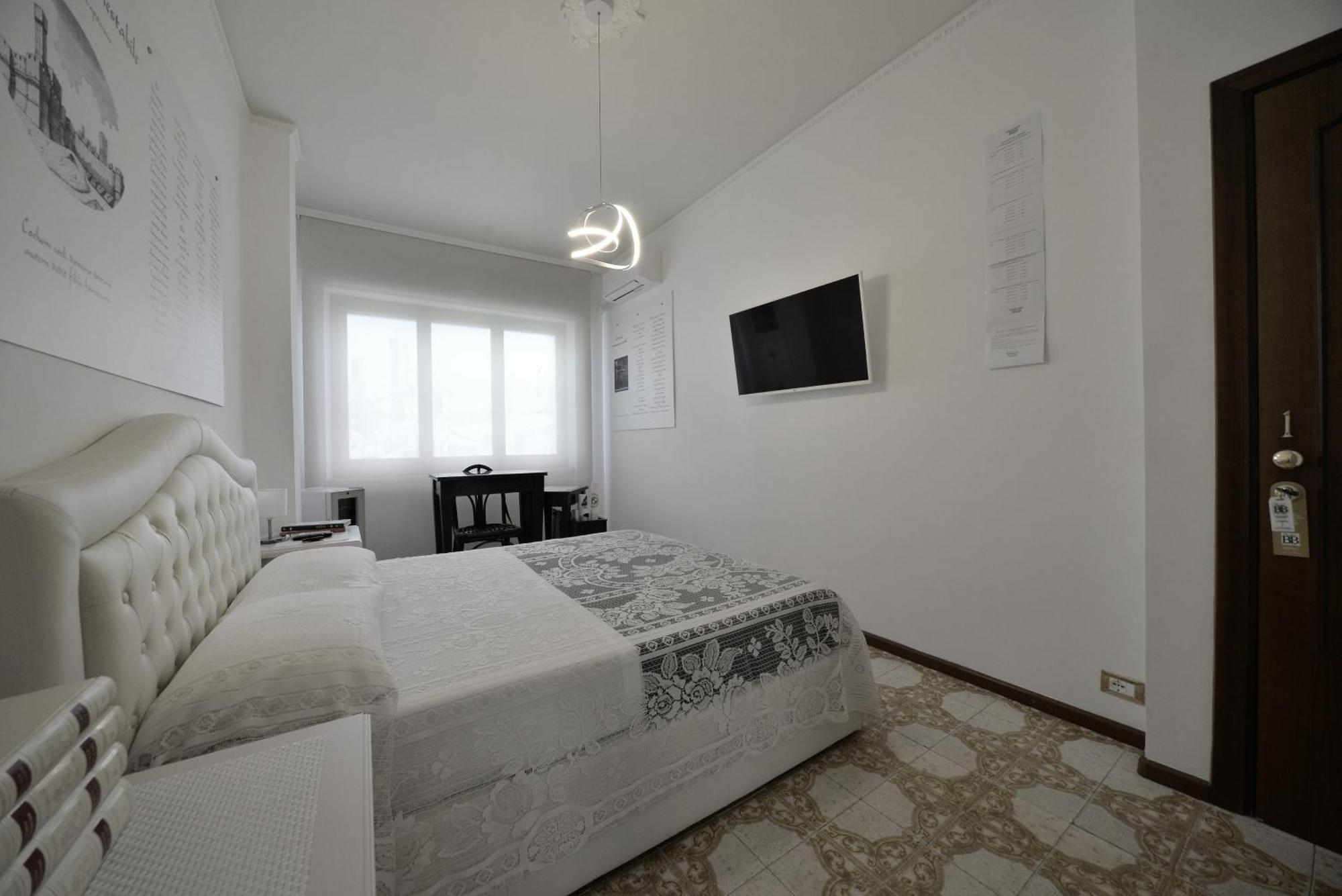 Bed and Breakfast Wast-Host By Michelangelo Vasto Esterno foto