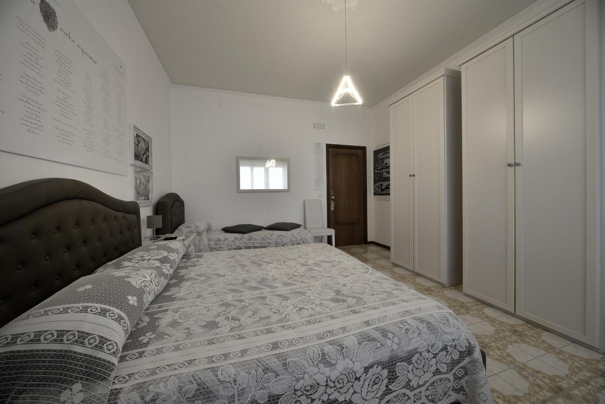 Bed and Breakfast Wast-Host By Michelangelo Vasto Esterno foto